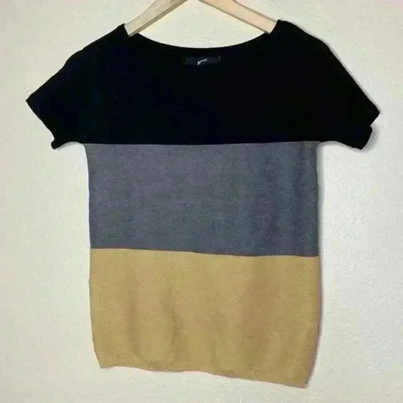 GNW Black, Grey, and Tan Colorblock Ribbed Short Sleeve Sweater Size Small - Picture 1 of 7